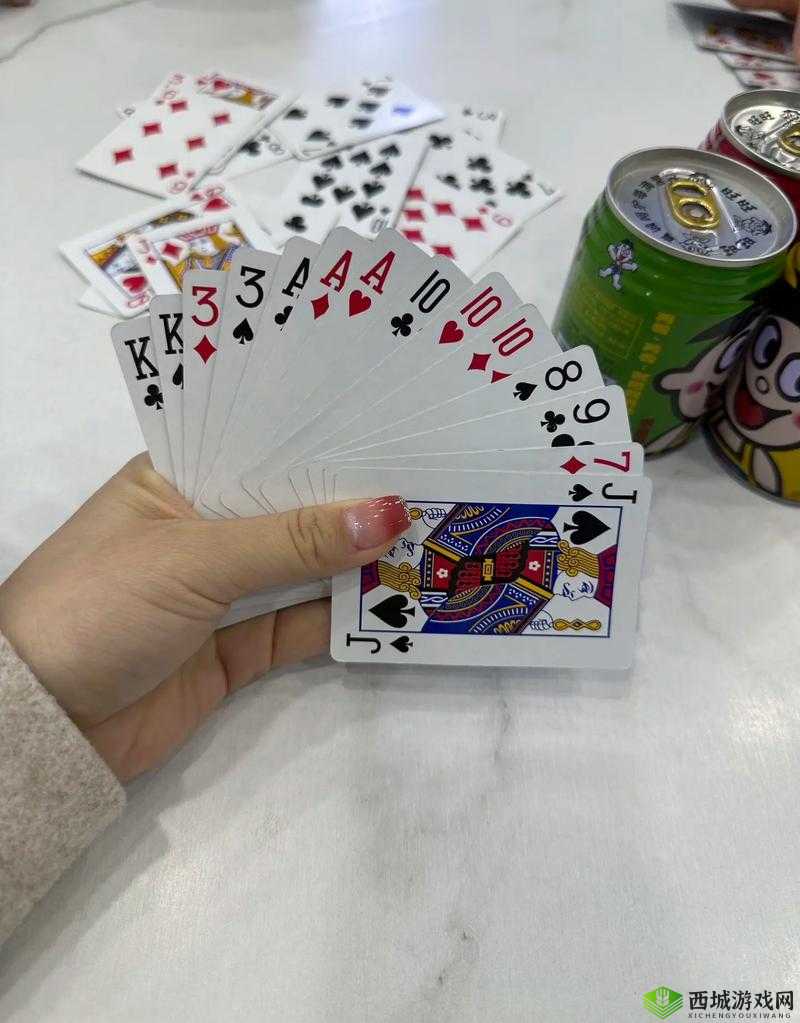 打扑克一边痛一边叫一声正常吗:这是什么情况